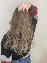 プログレス フレスポ富沢店(PROGRESS)&nbsp;『platina silver』デザインカラー×バレイヤージュ