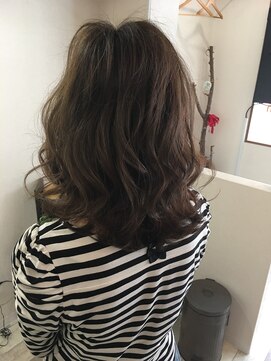 トーク 伊丹本店(TAL'KE) セピアグレージュ