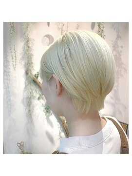 ロコヘアーバイクルル(Loco hair by couleur) ♯ショート♯ブリーチ♯抜きっぱなし♯人気♯高知美容室♯カラー