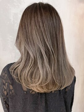 アルバム 渋谷パルコ(ALBUM) スモーキーグレージュ_グレージュカラーボブウルフ_ba416421