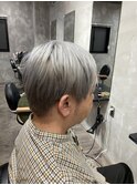 ペールグレイ×ホワイト