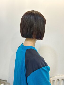 ボンド 三軒茶屋(Bond) ストレート × パツっとボブ