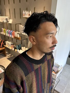 ミリ(milli Produce by ITAKURA) 外国人風ワイルドパーマ