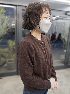 エルメ クラマエ(Elme) ボブパーマ×ミルクティーグレージュ★ブリーチなしカラー