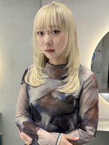 ソル ジングウマエ(SOL JINGUMAE)&nbsp;mayu//ホワイトブロンドハッシュカットウルフレイヤーブリーチ