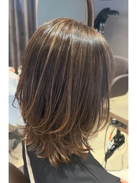 ショコララテ 【新たなくびれミディアムレイヤー】全世代対応　脱白髪染め