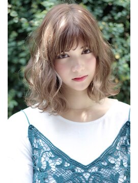 リークフー(Ree cu fuu) 小顔夏カラー愛されショートボブヘーゼルブラウン大人可愛い