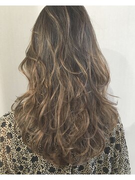 アライブ ハラジュク(ALIVE harajuku) 【ALIVE原宿】大石★ハイライトでオシャレhair★立体的に★