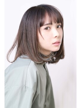 ルーシー ヘアデザインワークス(Lucy Hair Design Works) スリーク×ナチュラルミディ