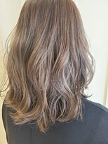 レスタ(ReSTA.)&nbsp;透け感あふれるヌーディーベージュ