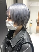 オンザ(ONTHE)&nbsp;ホワイトシルバー×マッシュウルフ