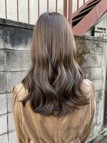 ノエル(NOEL) オリーブベージュ×レイヤーロング