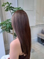 ラフランクリー(la frankly)&nbsp;ウェーブヘア/シアベージュ/バングカラー/シースルーバング