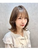 小顔似合わせカット斜めバング デザインカラーシルキーベージュ