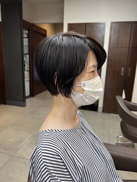 リリ(Liri material care salon by JAPAN) フォルムが綺麗なボブデザイン