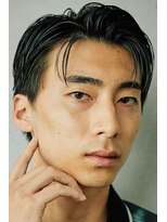 ノイ(noi)&nbsp;センターパートニュアンスパーマ刈り上げツーブロックメンズヘア