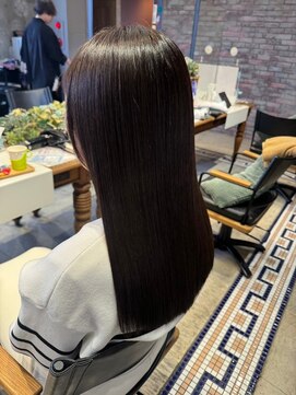 シー(THEE) 艶髪/髪質改善オージュア/アースカラー美髪レイヤースタイル