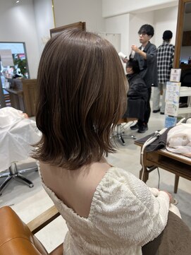 ネイロ 錦糸町(NeiRo) 魅力倍増カールセミディシアーカラーダークアッシュショートヘア