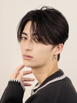 メンズ波巻きスパイラルパーマセンターパートウルフツーブロック