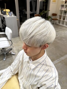 サビィ(Sabby) ホワイト/メンズ/ブリーチ/氏川洸希/多摩センター