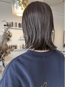 フレイムスヘアデザイン(FRAMES hair design)の写真/透明感のある外国人風グレージュが得意なFRAMES☆ハイライト、インナーカラーなど似合う髪色をご提案♪