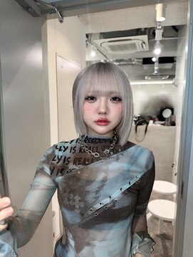 モニカ 原宿店(MONIQA) ホワイト