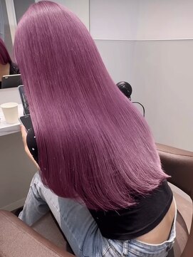 ジィルム(XELM) 韓国レイヤーカット/ブリーチ/レイヤーカット/ハッシュカット