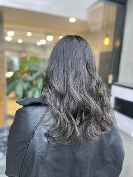 （竹内）髪質改善ストレート、オリーブブラウンカラー