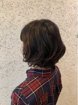 DAMANI 表参道 髪質改善/ヘッドスパ/ハイライト/白髪染め/白髪ぼかし/縮毛矯正 似合わせカット/ミディアムレイヤーカット[表参道駅]