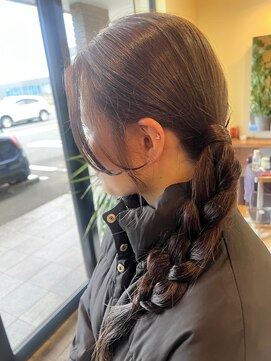 エッセンス 暗めベージュ