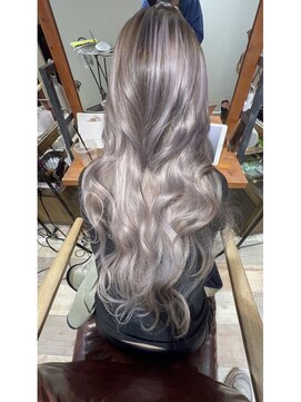 ロロ(LoLo.) ハイトーンバレイヤージュシールエクステ