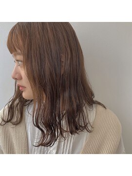 イコール ヘアー(equal hair) 大人ガーリーnutty beige