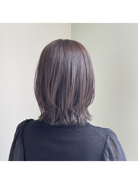 ビオトープミヨシ(Bio-Top MIYOSHI) レイヤーボブ×アッシュ◎30代40代50代