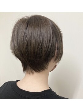 ボンドヘアー(Bond hair) グラデーションショート♪