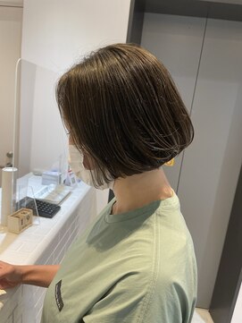 ジーナ 勝どき(Zina) ボブ／ハイライト／カーキベージュ／白髪ぼかし