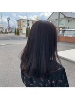 カミケンガレリア(kamiken. galleria)&nbsp;暗髪ふんわり軽やか美髪ナチュラル上品ヘア【カミケンガレリア】