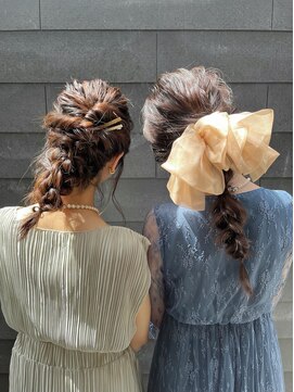 アンガーデン(Une GARDEN) 結婚式お呼ばれヘアセット♪編みおろしヘア/フェミニン