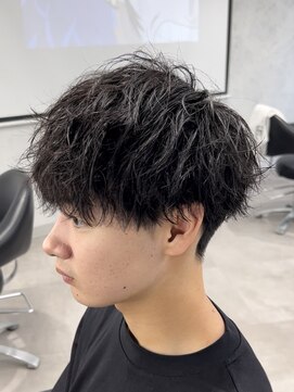 ウノ(U.No.) 緩め縦落ちツイスト