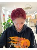 red color × スパイキーショート
