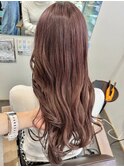 ピンクベージュ