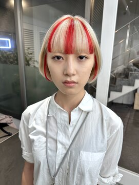 レコ 渋谷(LECO) ポイントレッド前髪デザイン