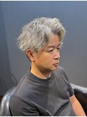 50代白髪を活かすビジネスツーブロックナチュラルパーマ