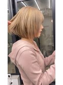 ハイトーンボブ・表参道ケアブリーチ・ホワイトベージュ・原宿