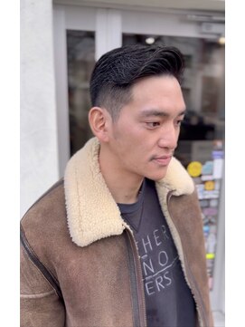 フォーコーナーズカットショップフェイビーズ 名古屋西(FourCornersCutShop favey's) ナチュラルなフェードスタイルで大人な色気と渋さを