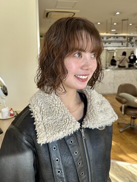 ベンチ(bench) ボブ/ウルフ/クリームパーマ/千葉