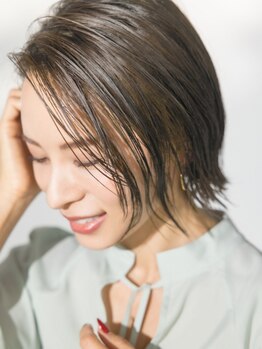 気になる白髪もしっかりぼかしてオシャレに染めてくれる♪艶感たっぷりの仕上がりに大満足◎