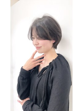面長さんにピッタリな美人ショート♪新潟ショートボブ
