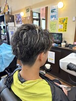 カット ルーム パパス(Cut Room PAPA' S) ツーブロ×メッシュ×ツイスパ