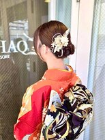 コハク(COHAQ BEAUTY AND RESORT)&nbsp;タイトシニヨン/成人式ヘア/卒業式ヘア/タイトヘア