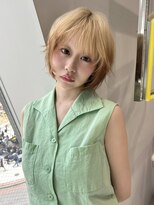 ノラ シンディ(NORA CYNDY) ブリーチハイトーンブロンドルーツカラー裾カラーボブレイヤー